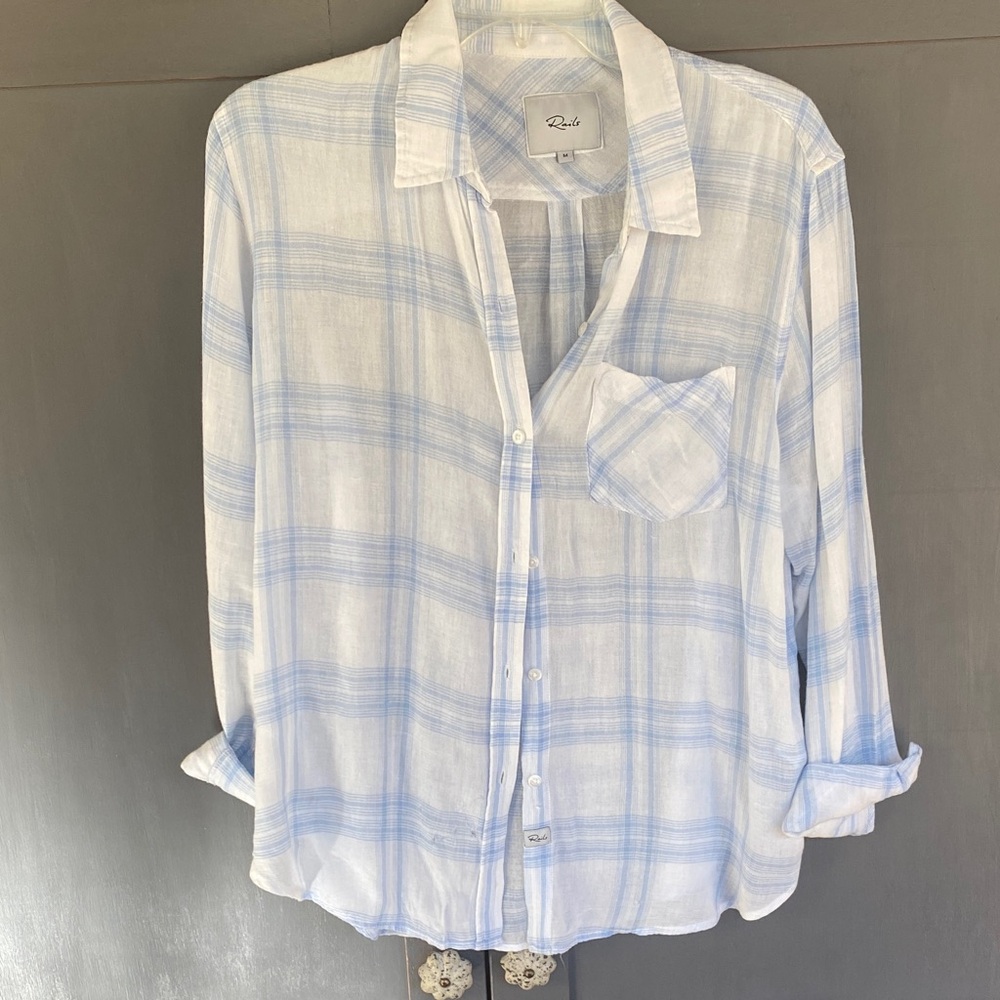 Rails Light Blue and White Checkered Shirt - Sz M (slight flaw!)